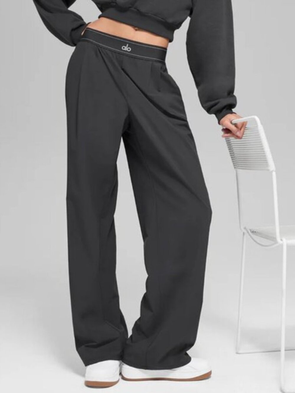 Brand New Alo Yoga💯Comfortable Trouser Deep Gray 30-inch (Regular)🥰